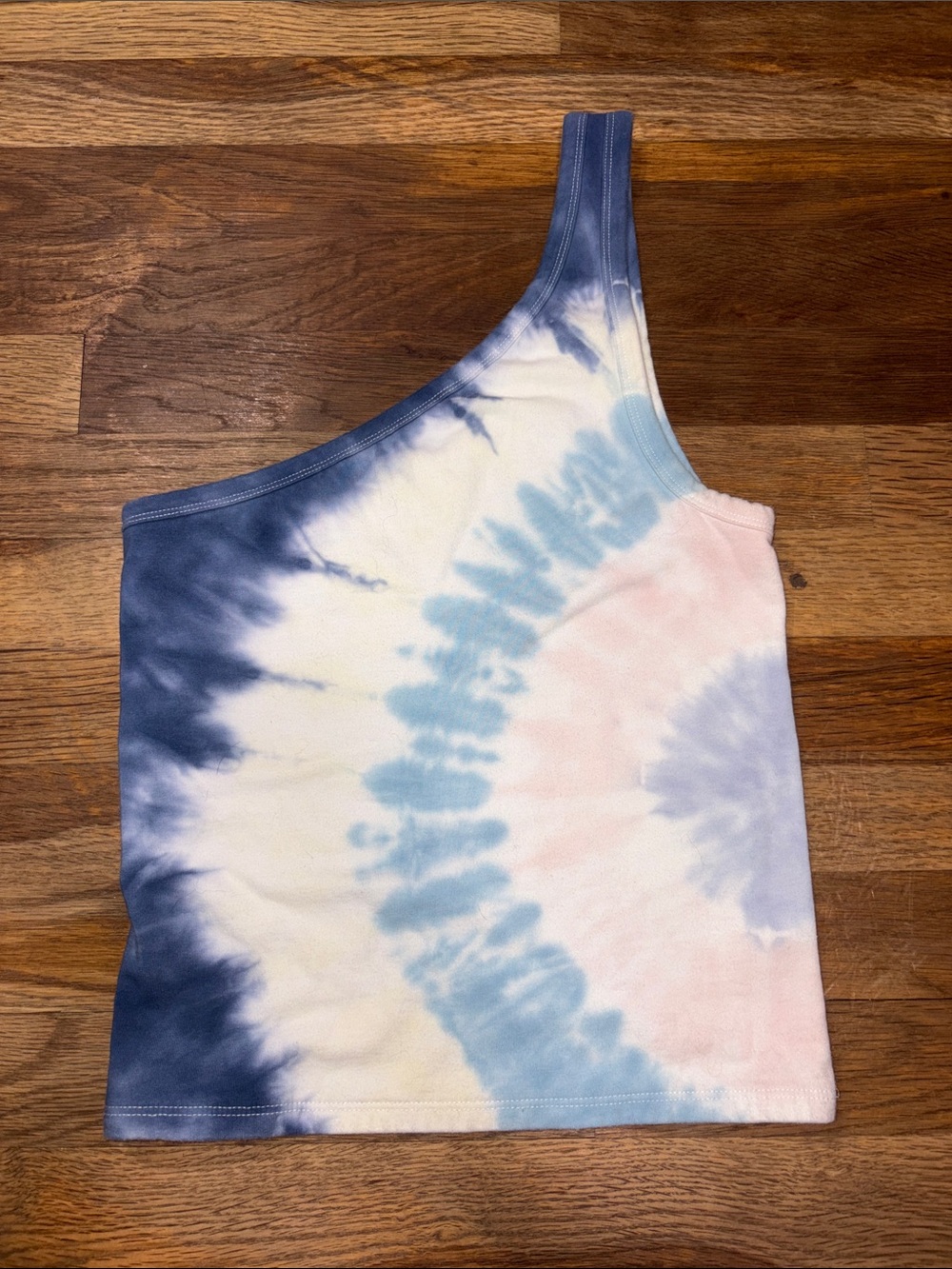 AMERICAN EAGLE one shoulder tie dye top
